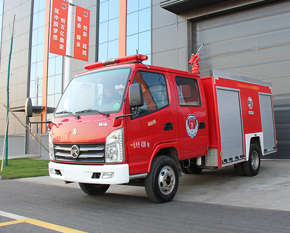 1622770630478253.jpg 消防車(chē).jpg